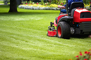 kertgondoz�s Balatonbogl�r